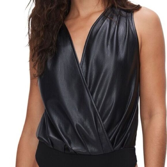Good American Better Than Leather Faux Leather Wrap Bodysuit Sz 1 Small - Picture 1 of 10